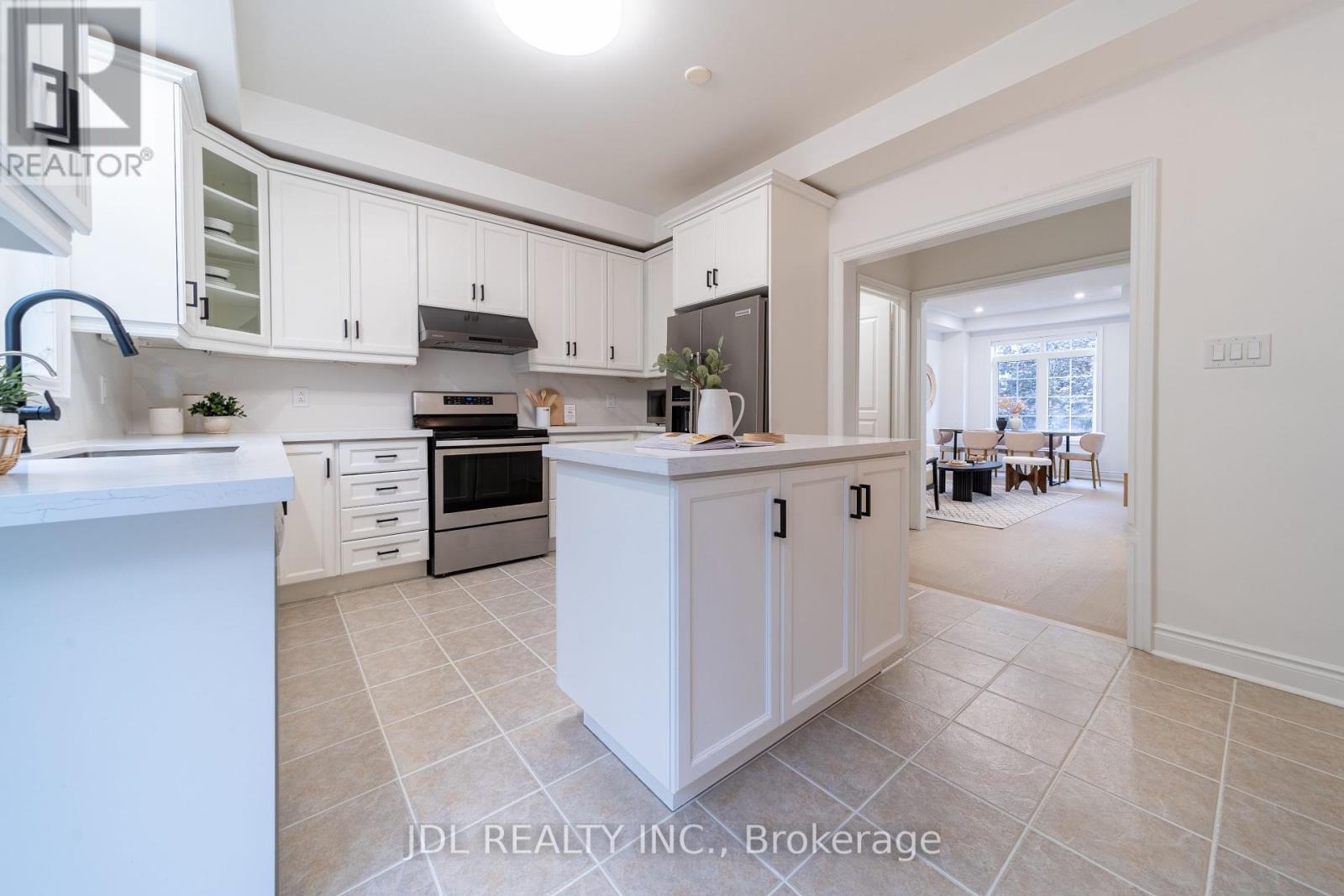 51 Routliffe Lane, Toronto, Ontario  M2N 0A5 - Photo 11 - C12187231
