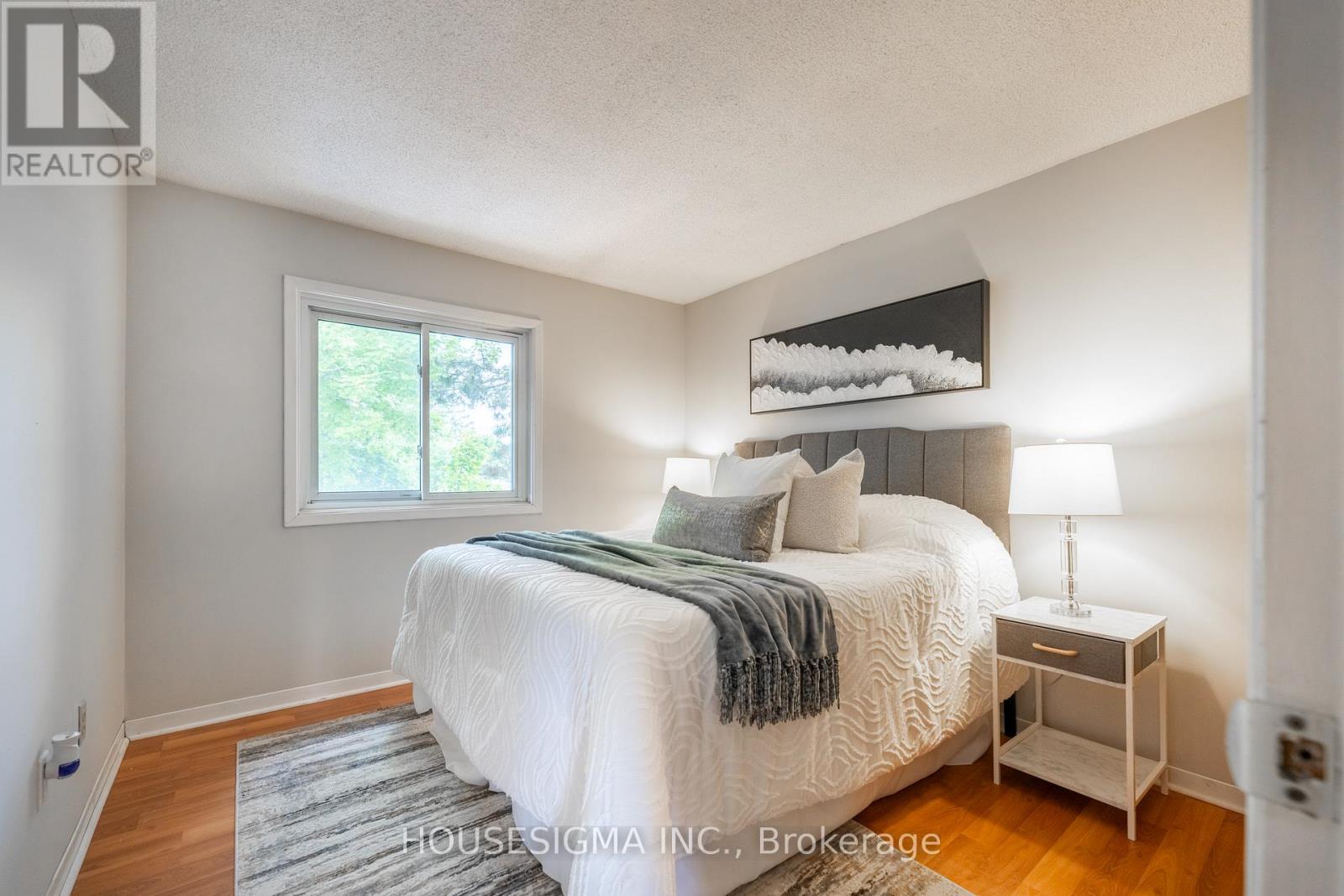 2231 Leominster Drive, Burlington (Brant Hills), Ontario  L7P 3W8 - Photo 24 - W12197216