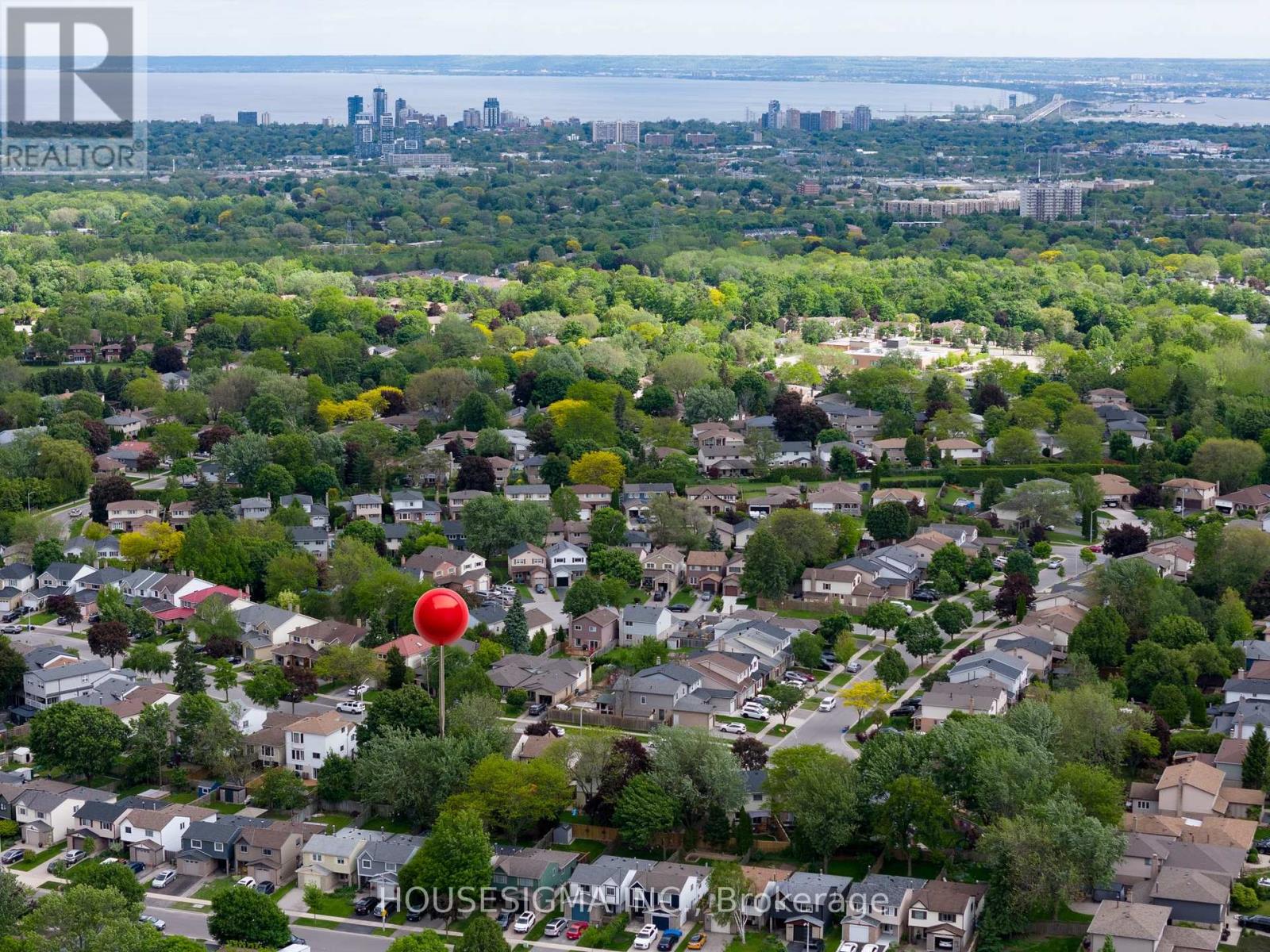 2231 Leominster Drive, Burlington, Ontario  L7P 3W8 - Photo 42 - W12197216