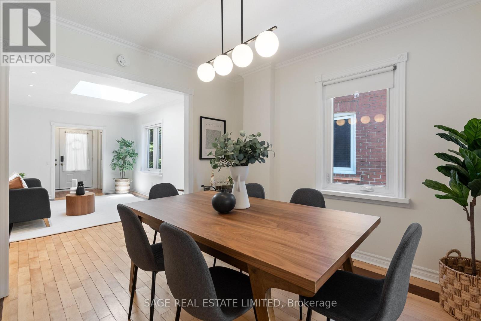 4047 Old Dundas Street, Toronto, Ontario  M6S 2R5 - Photo 19 - W12197225
