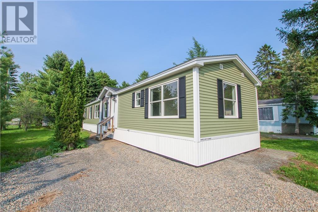 Property at 2 Bird Court image 1