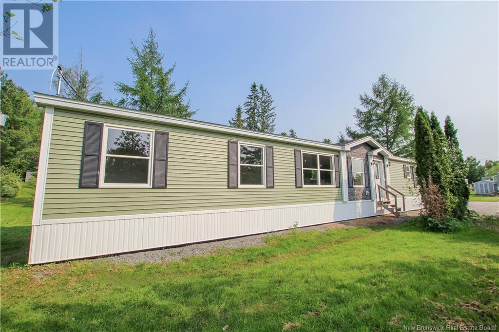Property at 2 Bird Court image 3