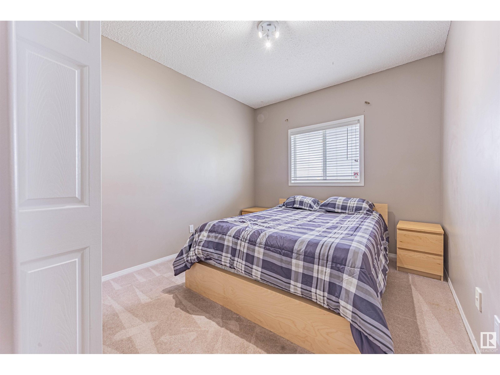 950 Ormsby Wd Nw, Edmonton, Alberta  T5T 6B1 - Photo 37 - E4440398