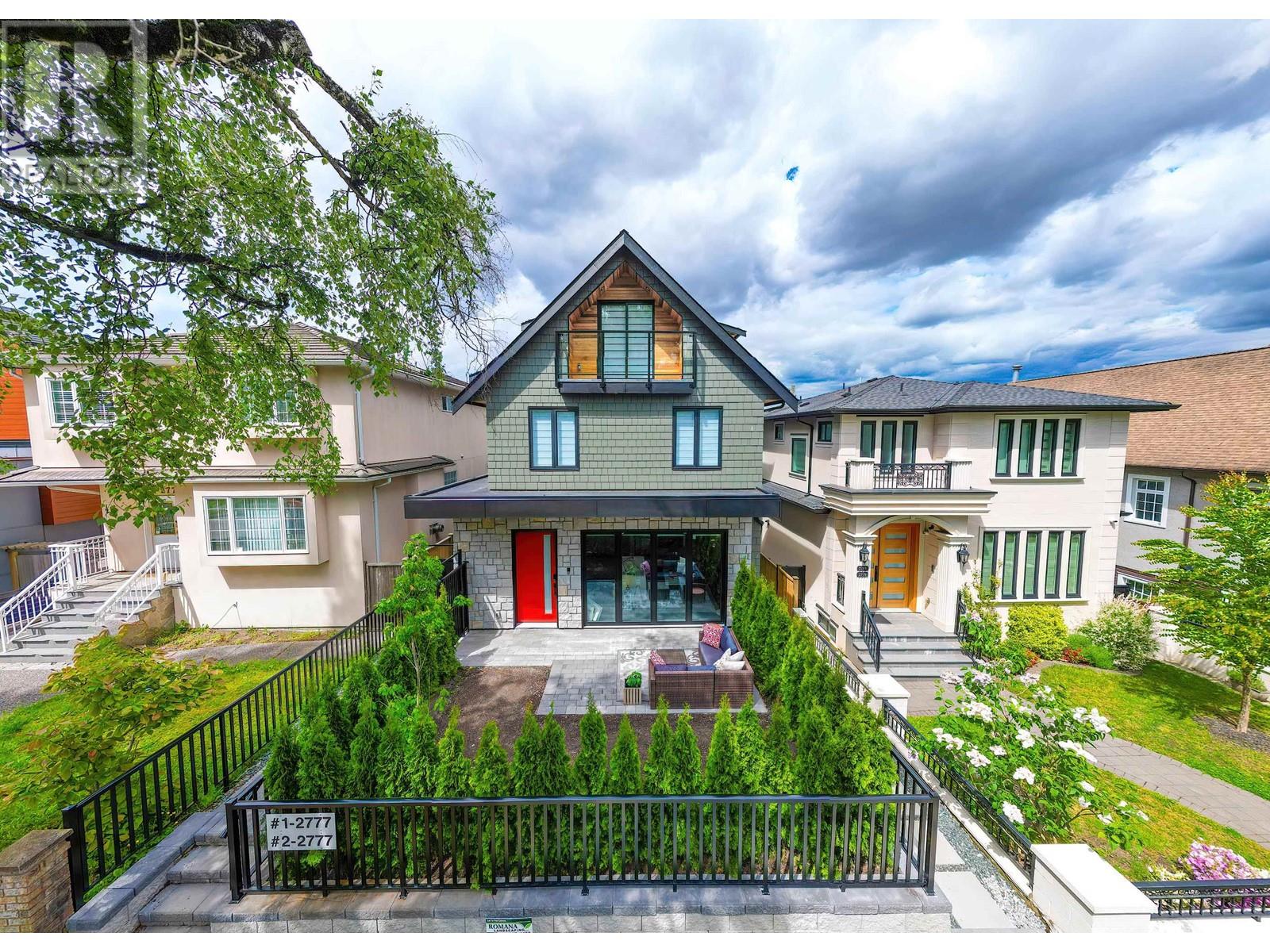 1 2777 E 27TH AVENUE, Vancouver, British Columbia