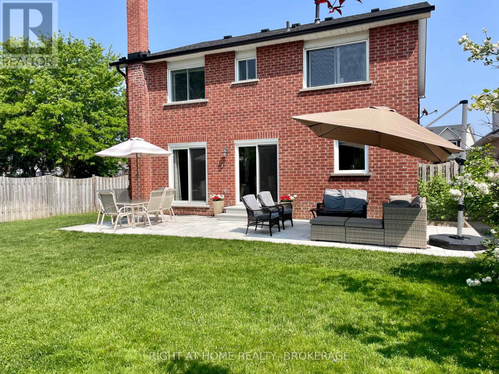 10 Ennisclare Place, Whitby, Ontario  L1R 1R9 - Photo 42 - E12167821