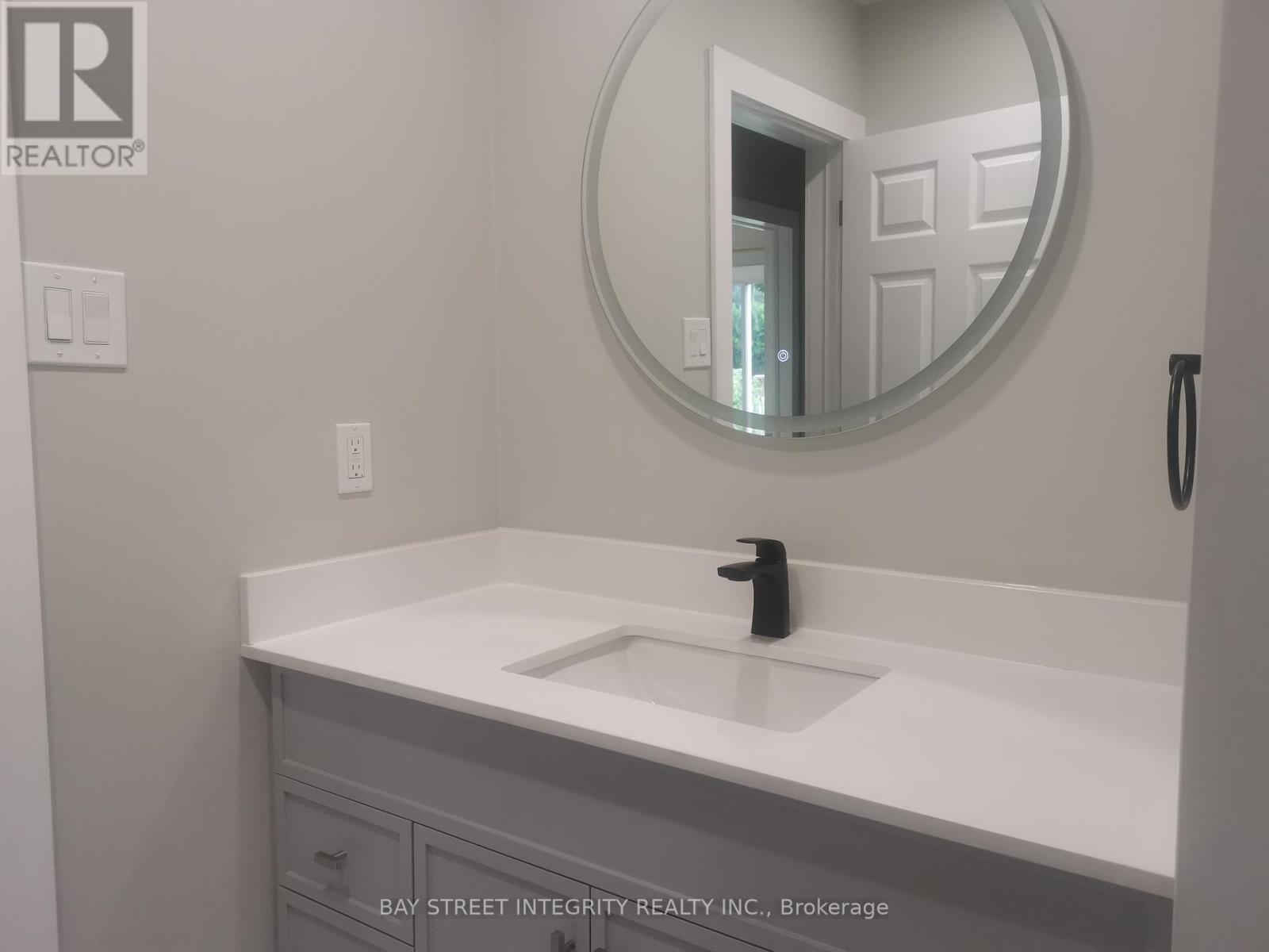 3527 Rexway Drive, Burlington (Roseland), Ontario  L7N 2L8 - Photo 12 - W12177572