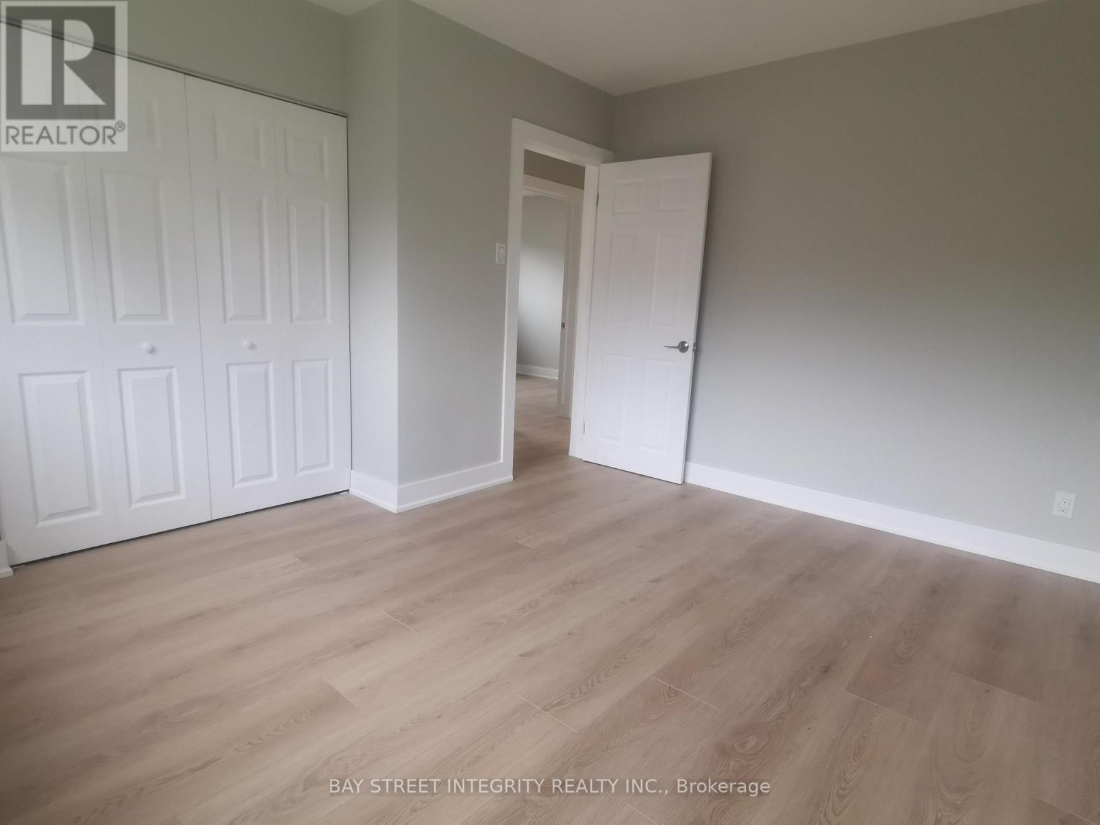 3527 Rexway Drive, Burlington (Roseland), Ontario  L7N 2L8 - Photo 13 - W12177572