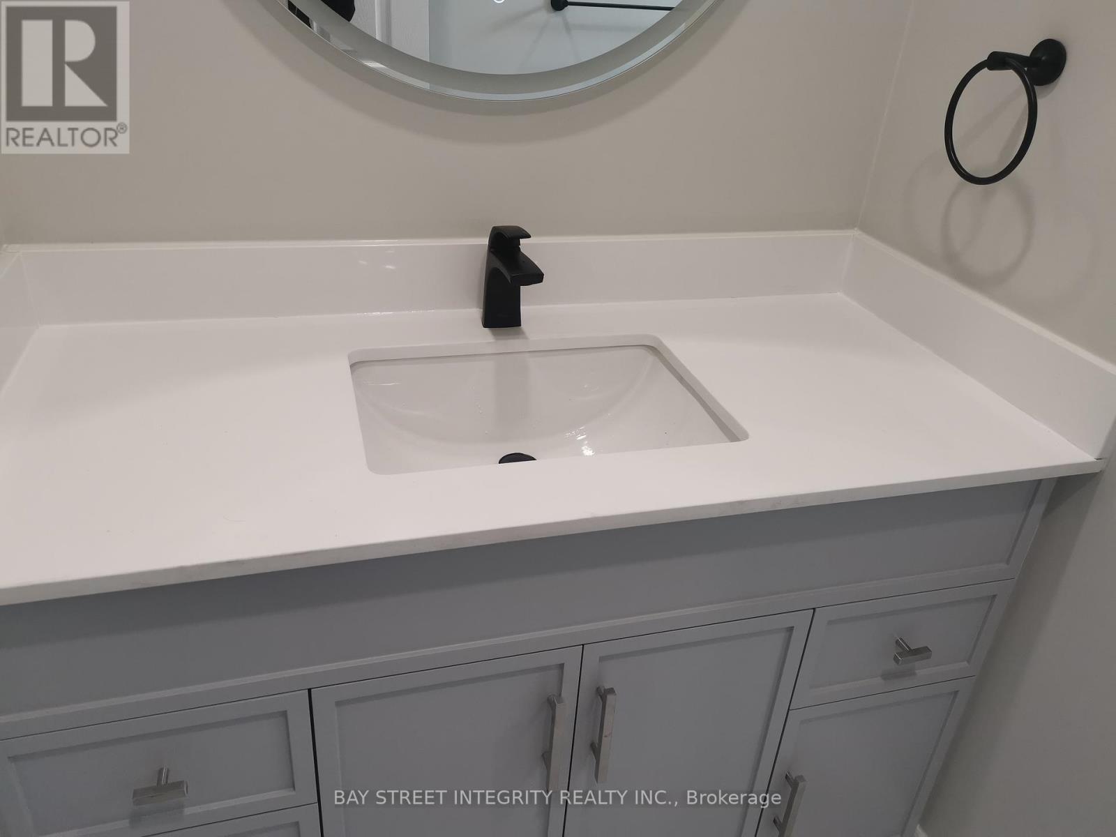 3527 Rexway Drive, Burlington (Roseland), Ontario  L7N 2L8 - Photo 10 - W12177572