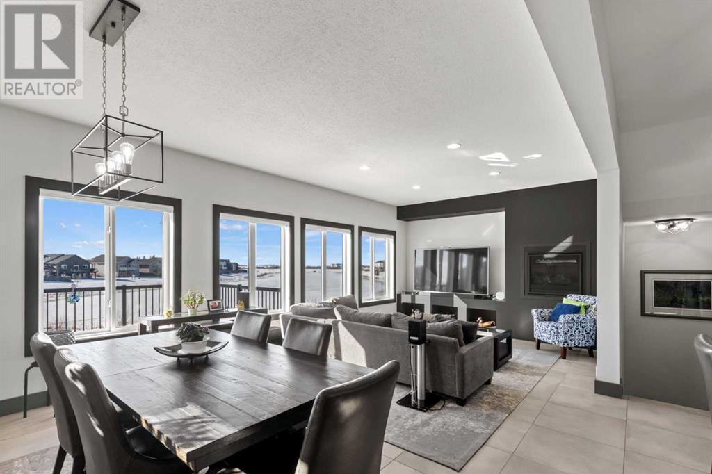 Property at 12806 Royal Boulevard image 4
