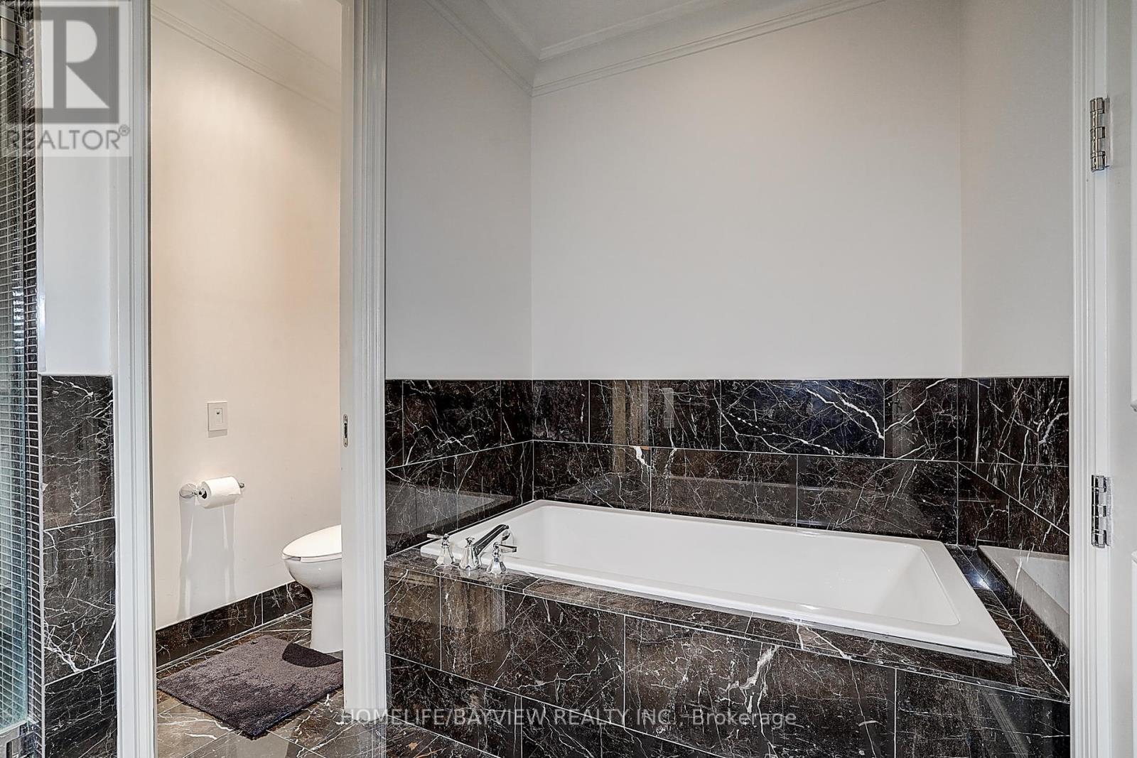 4503 - 311 Bay Street, Toronto, Ontario  M5H 4G5 - Photo 23 - C12190404
