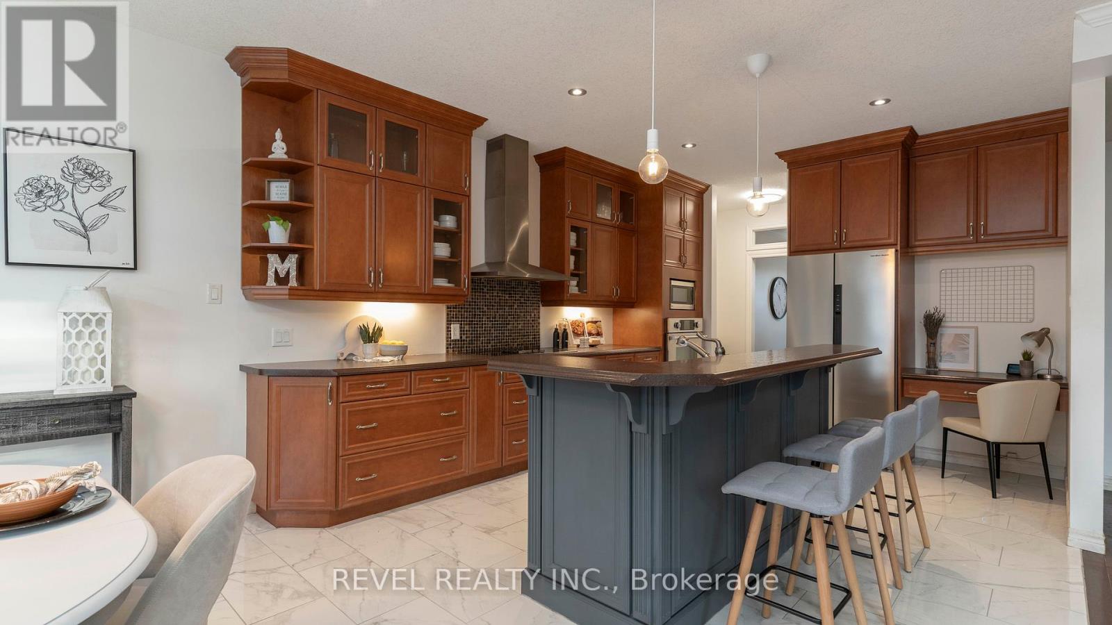1520 Logans Trail, London South (South A), Ontario  N6K 0B3 - Photo 14 - X12197254