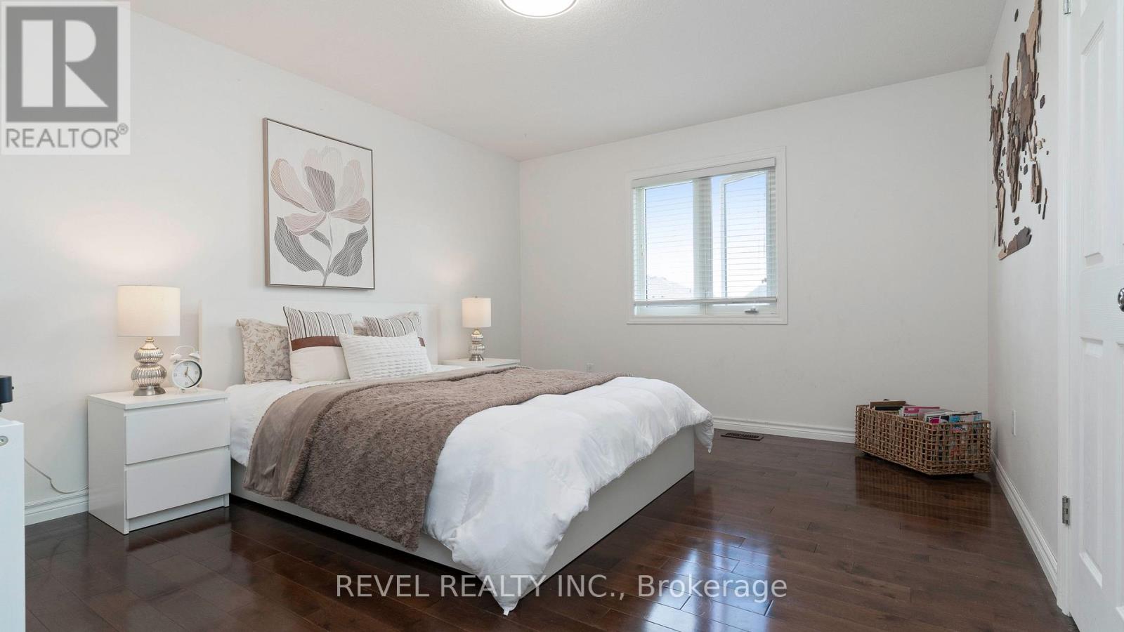 1520 Logans Trail, London South (South A), Ontario  N6K 0B3 - Photo 32 - X12197254