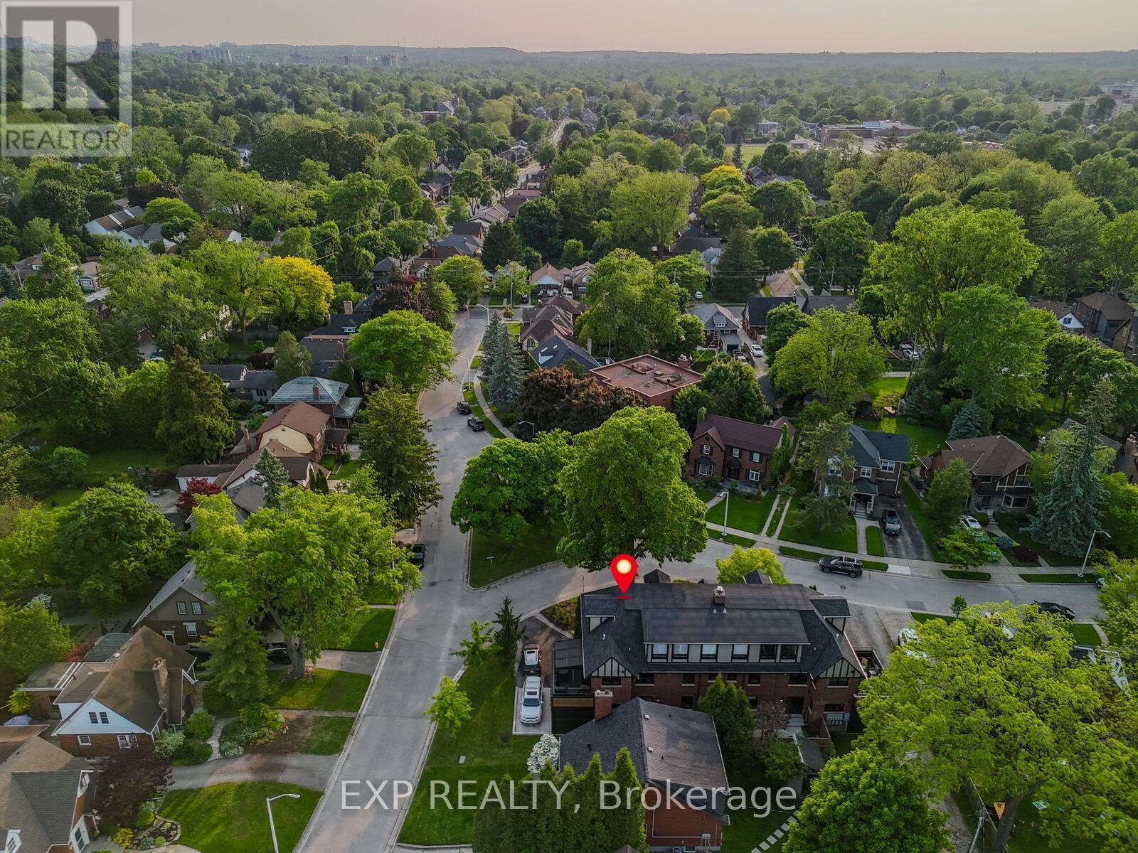 4 - 130 Windsor Crescent, London South, Ontario  N6C 1V8 - Photo 46 - X12197272
