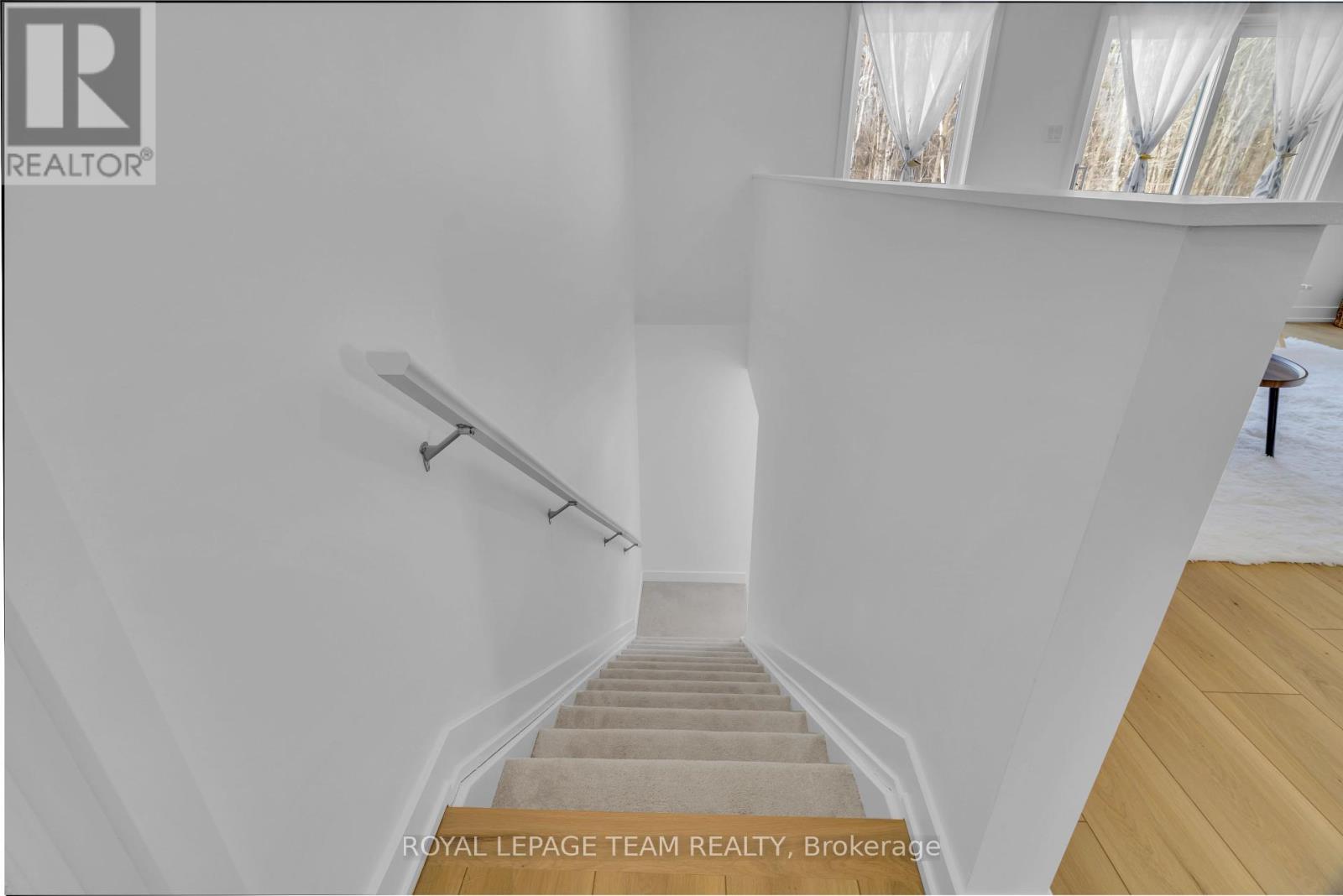 181 Seabert Drive, Arnprior, Ontario  K7S 0H9 - Photo 18 - X12197257