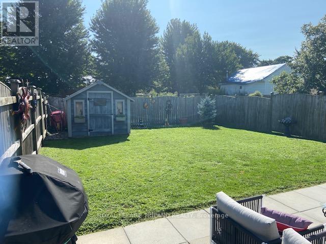 81 John Street, Warwick, Ontario  N0M 2S0 - Photo 28 - X12133842