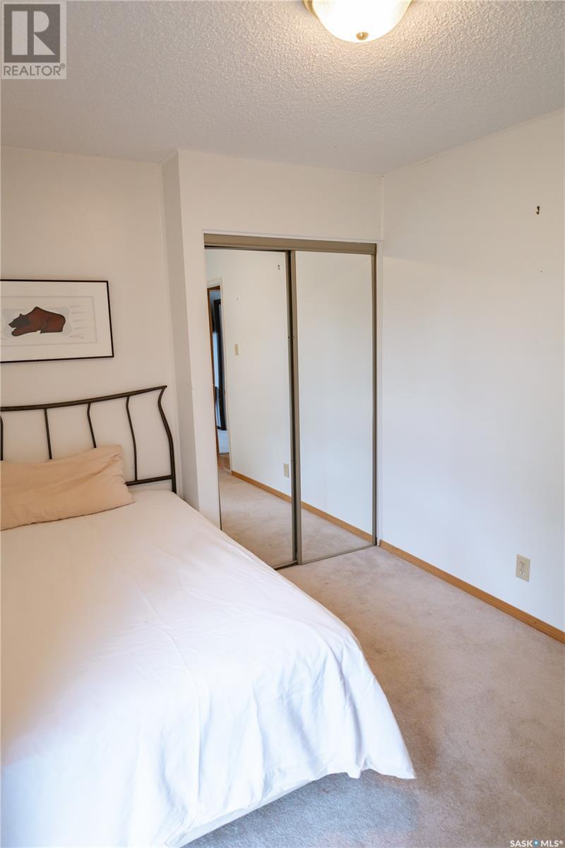 318 Confederation Drive, Weyburn, Saskatchewan  S4H 2G8 - Photo 18 - SK008289