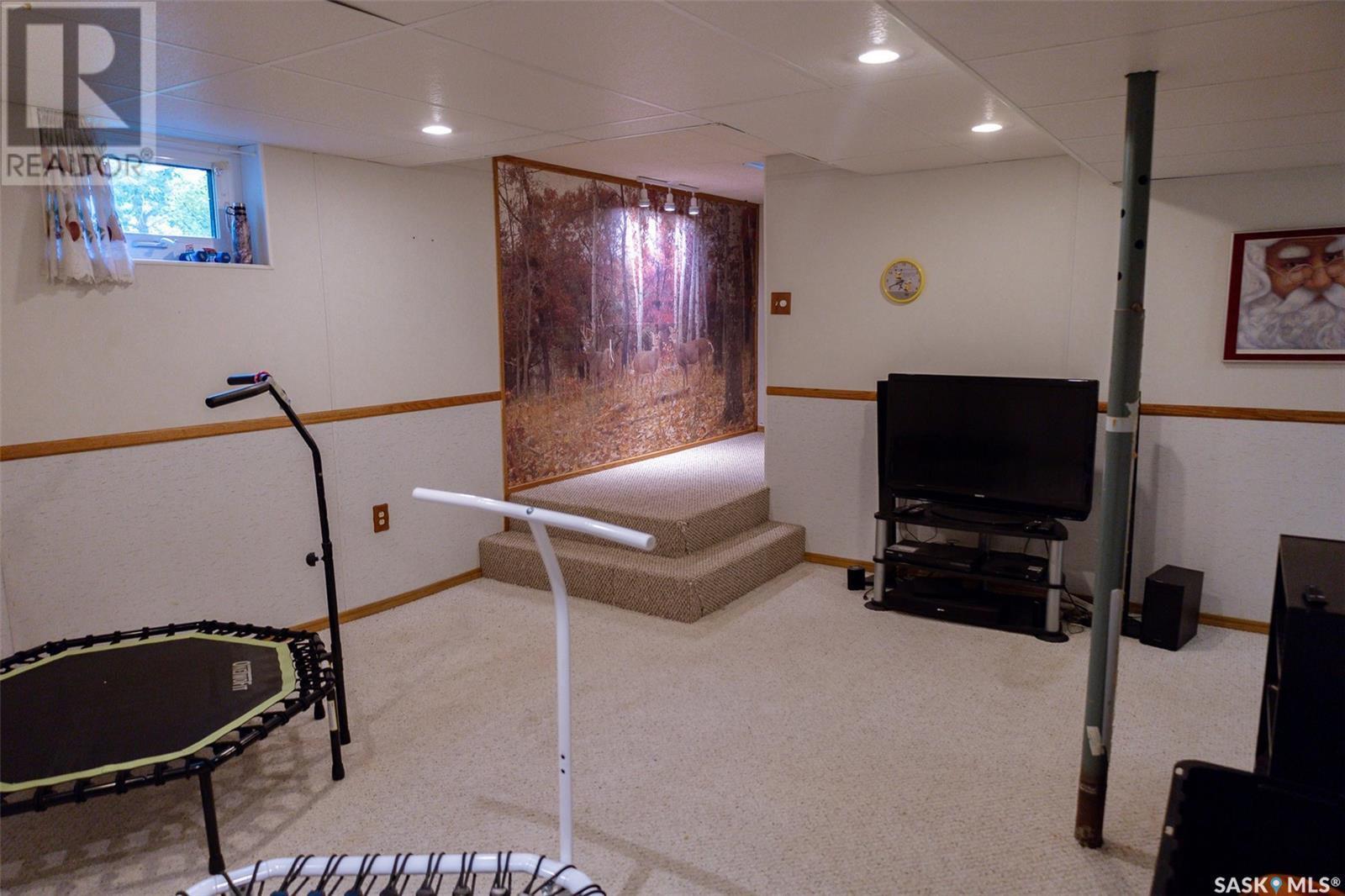 318 Confederation Drive, Weyburn, Saskatchewan  S4H 2G8 - Photo 27 - SK008289