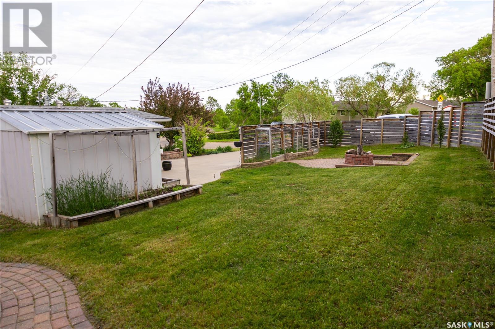 318 Confederation Drive, Weyburn, Saskatchewan  S4H 2G8 - Photo 31 - SK008289