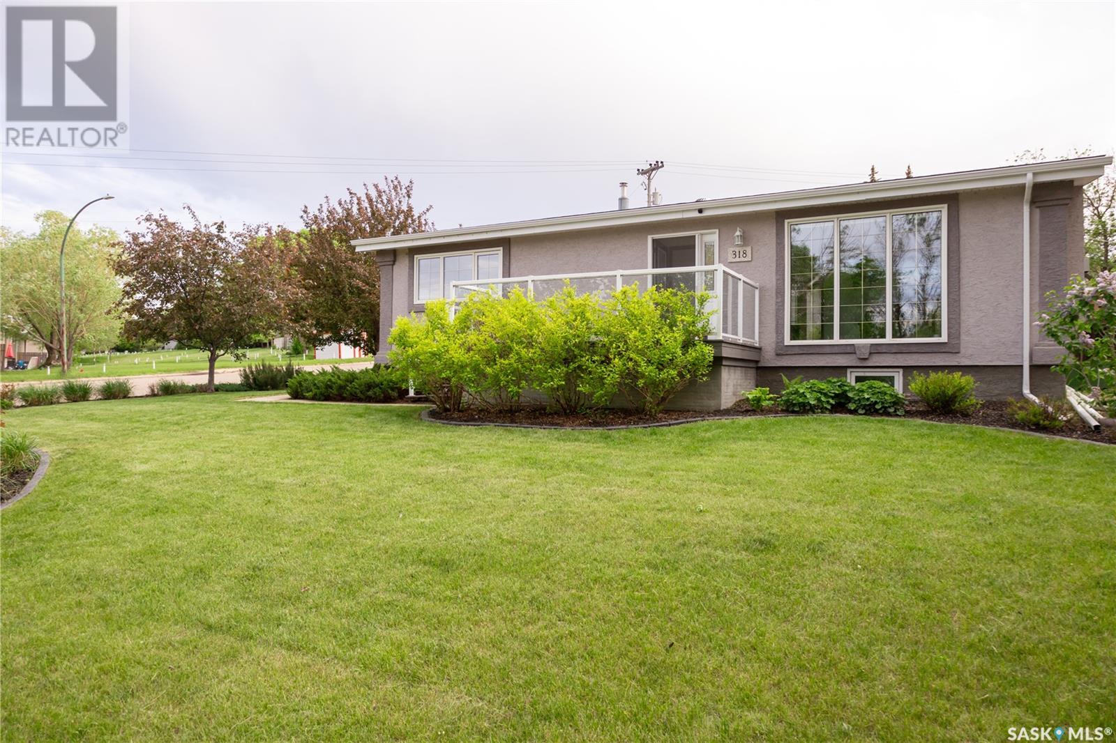 318 Confederation Drive, Weyburn, Saskatchewan  S4H 2G8 - Photo 34 - SK008289