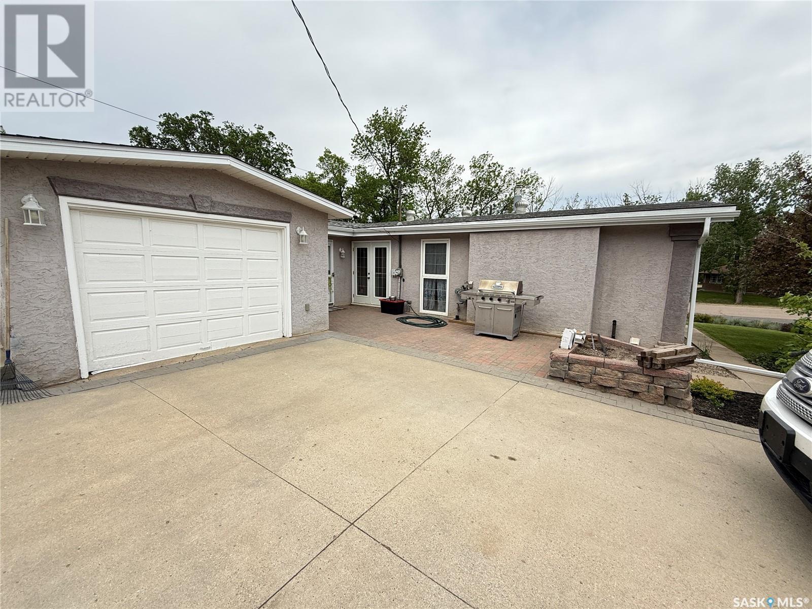 318 Confederation Drive, Weyburn, Saskatchewan  S4H 2G8 - Photo 6 - SK008289