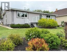 318 Confederation DRIVE