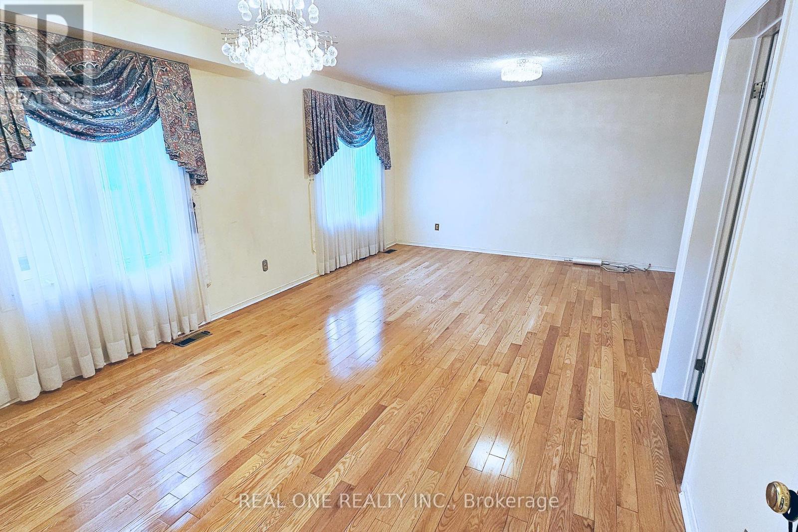 25 Bendamere Crescent, Markham (Raymerville), Ontario  L3P 6Y3 - Photo 13 - N12197259