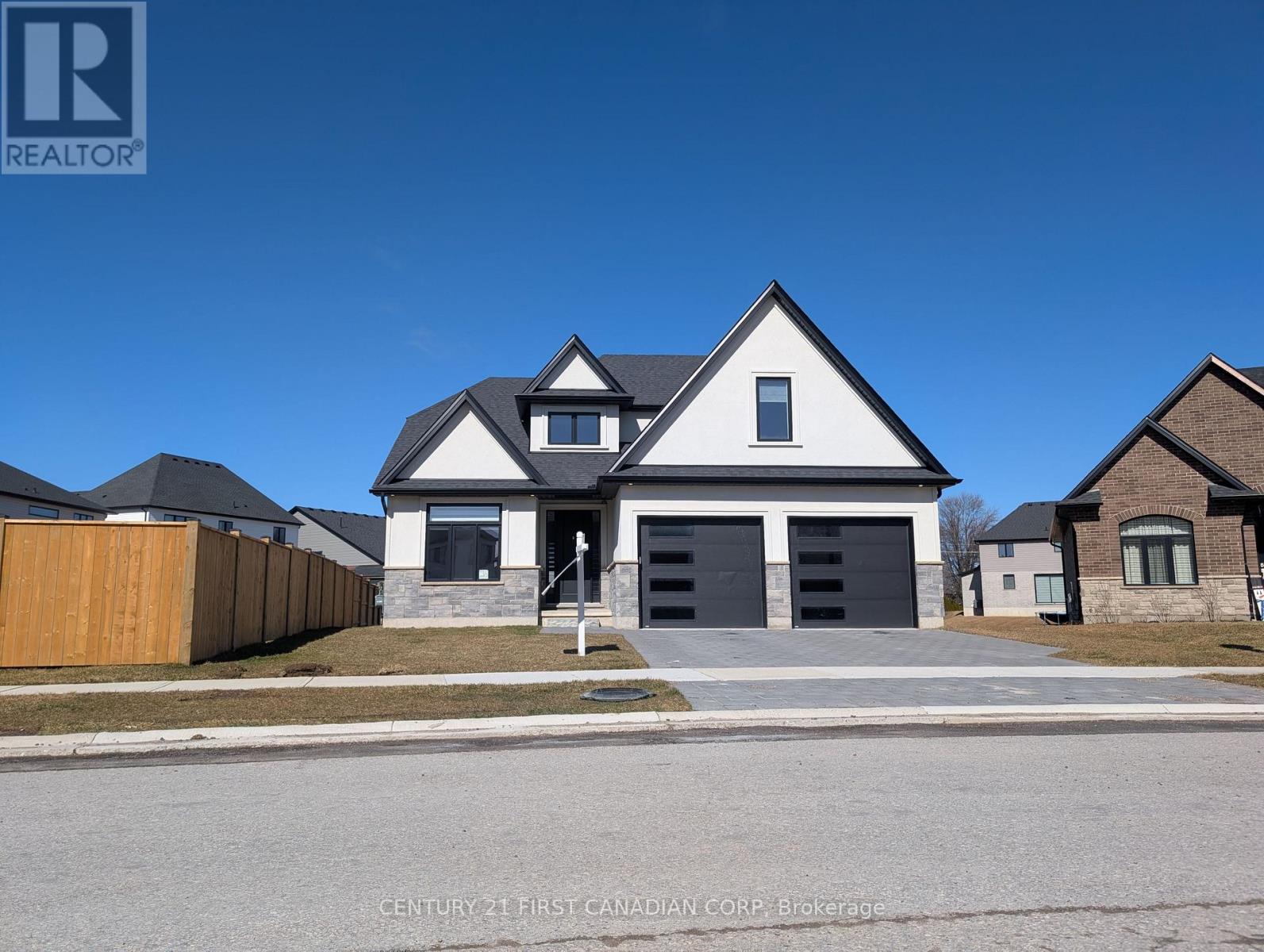 135 Aspen Circle, Thames Centre, Ontario  N0M 2P0 - Photo 43 - X12118530