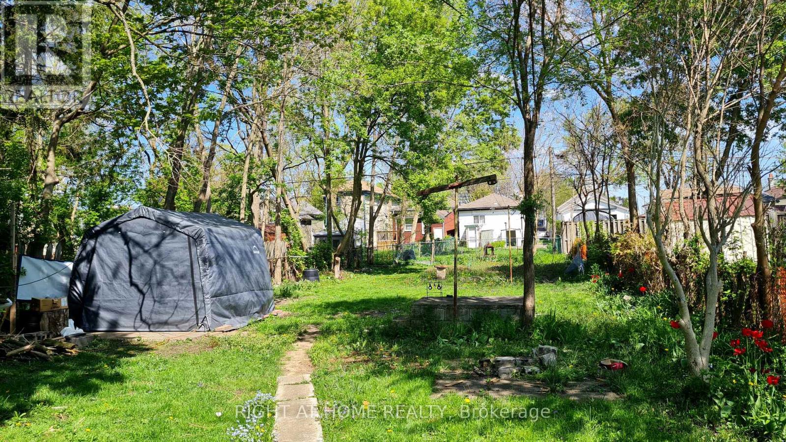 Photo 24 of 26 for 310 Grey Street