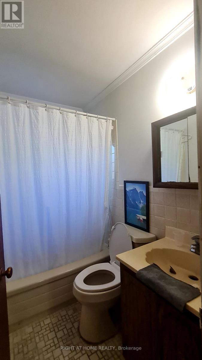 310 Grey Street, London East (East K), Ontario  N6B 1G6 - Photo 14 - X12186293