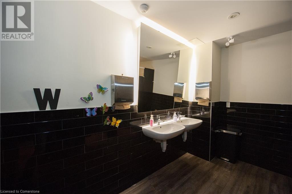 305 King Street W Unit# 102, Kitchener, Ontario  N2G 1B9 - Photo 24 - 40699632