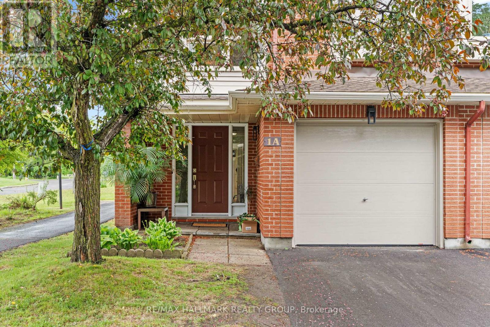 Property at 1A CRESTLEA CRESCENT image 2