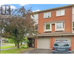 1A CRESTLEA CRESCENT, Ottawa, Ontario