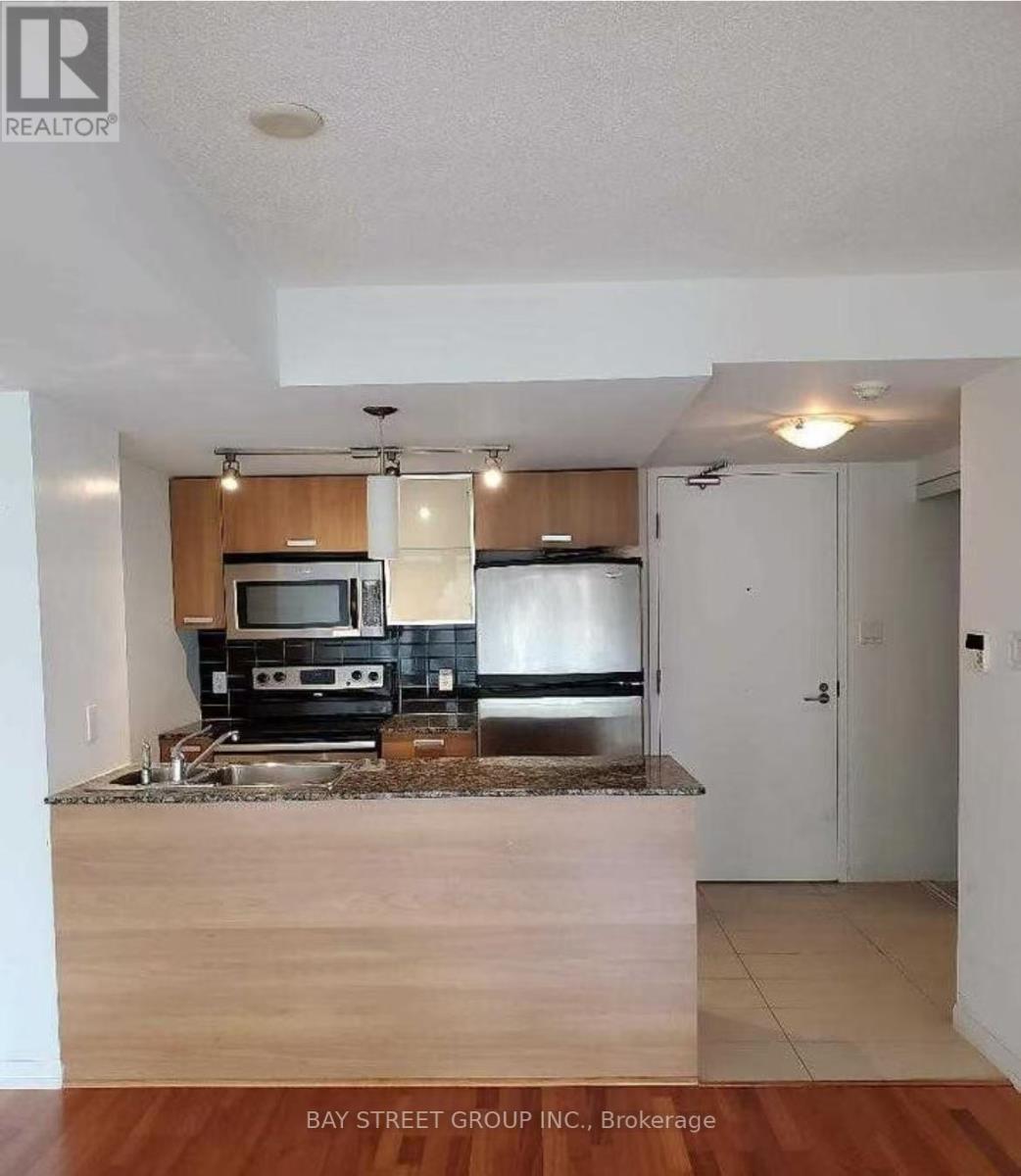 904 - 37 Grosvenor Street, Toronto, Ontario  M4Y 3G5 - Photo 1 - C12197038