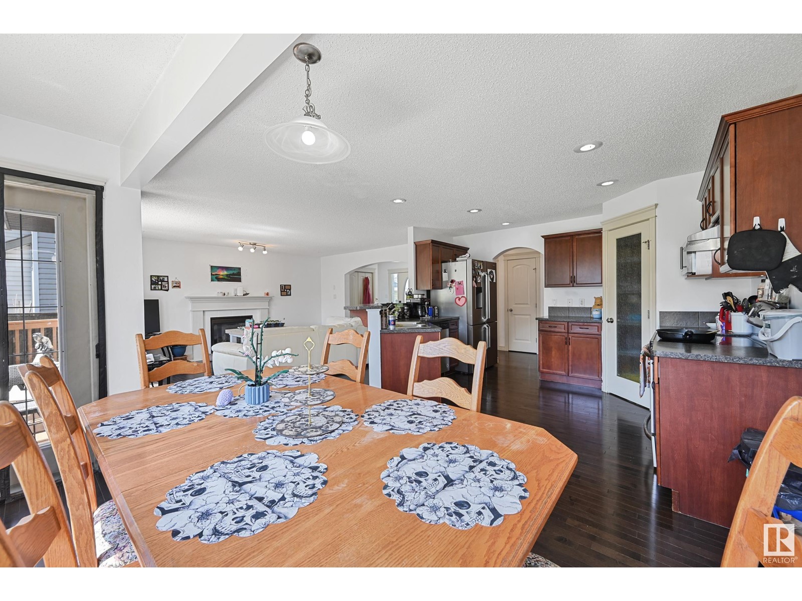 8411 Sloane Cr Nw, Edmonton, Alberta  T6R 0L4 - Photo 9 - E4440404