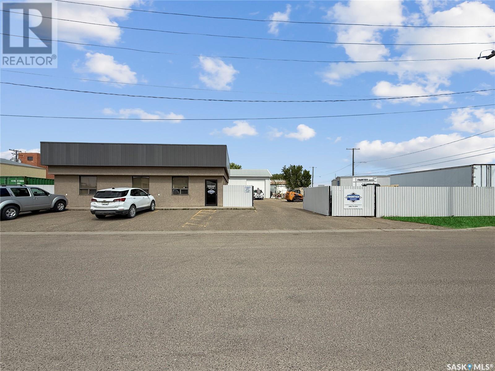 37 5th AVENUE NW, Swift Current, Saskatchewan