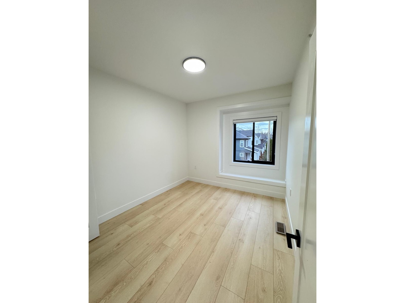 7621 197 Street, Langley, British Columbia  V3A 7X8 - Photo 5 - R3009162