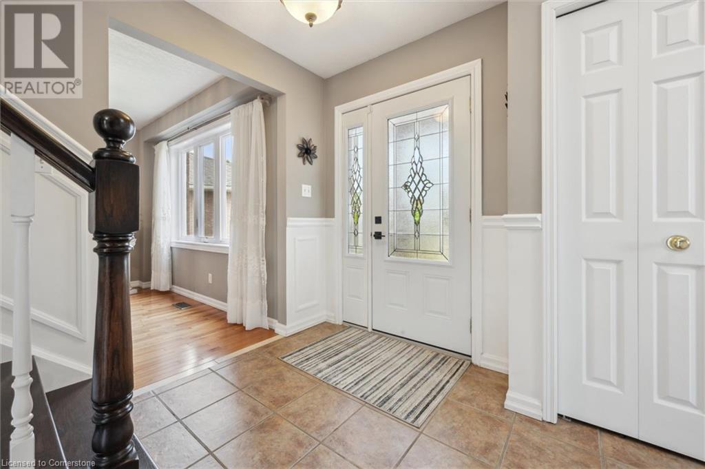 44 Dunedin Court, Kitchener, Ontario  N2E 3M9 - Photo 6 - 40737779