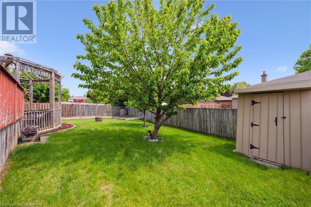 44 Dunedin Court, Kitchener, Ontario  N2E 3M9 - Photo 42 - 40737779
