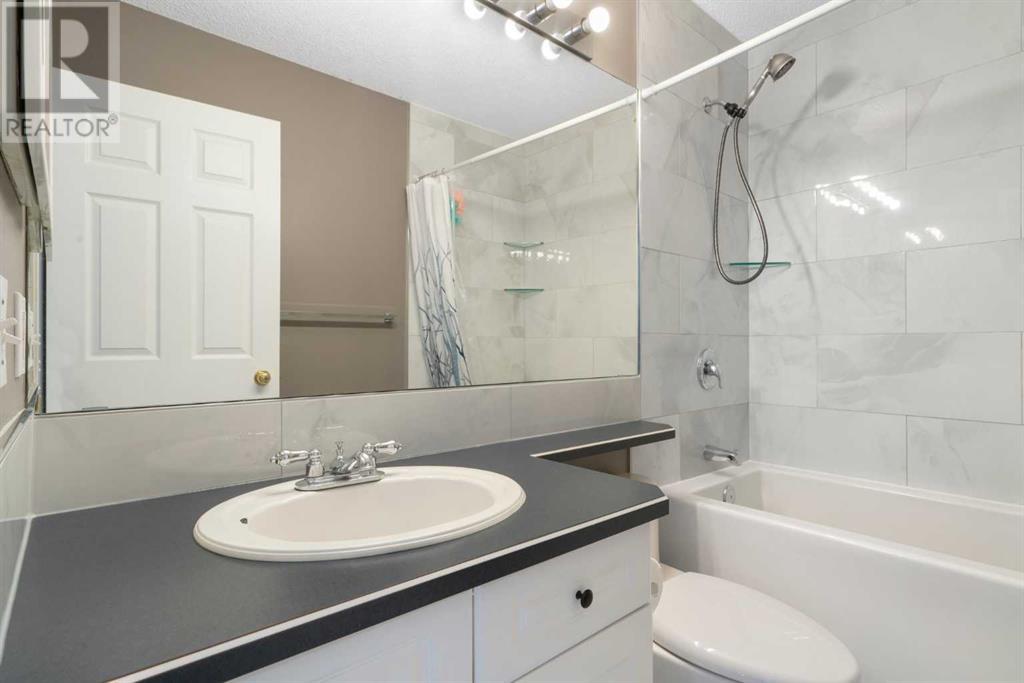 100 Tuscany Valley Drive Nw, Calgary, Alberta  T3L 2E7 - Photo 32 - A2225795