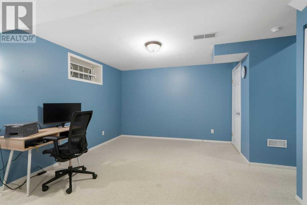 100 Tuscany Valley Drive Nw, Calgary, Alberta  T3L 2E7 - Photo 40 - A2225795