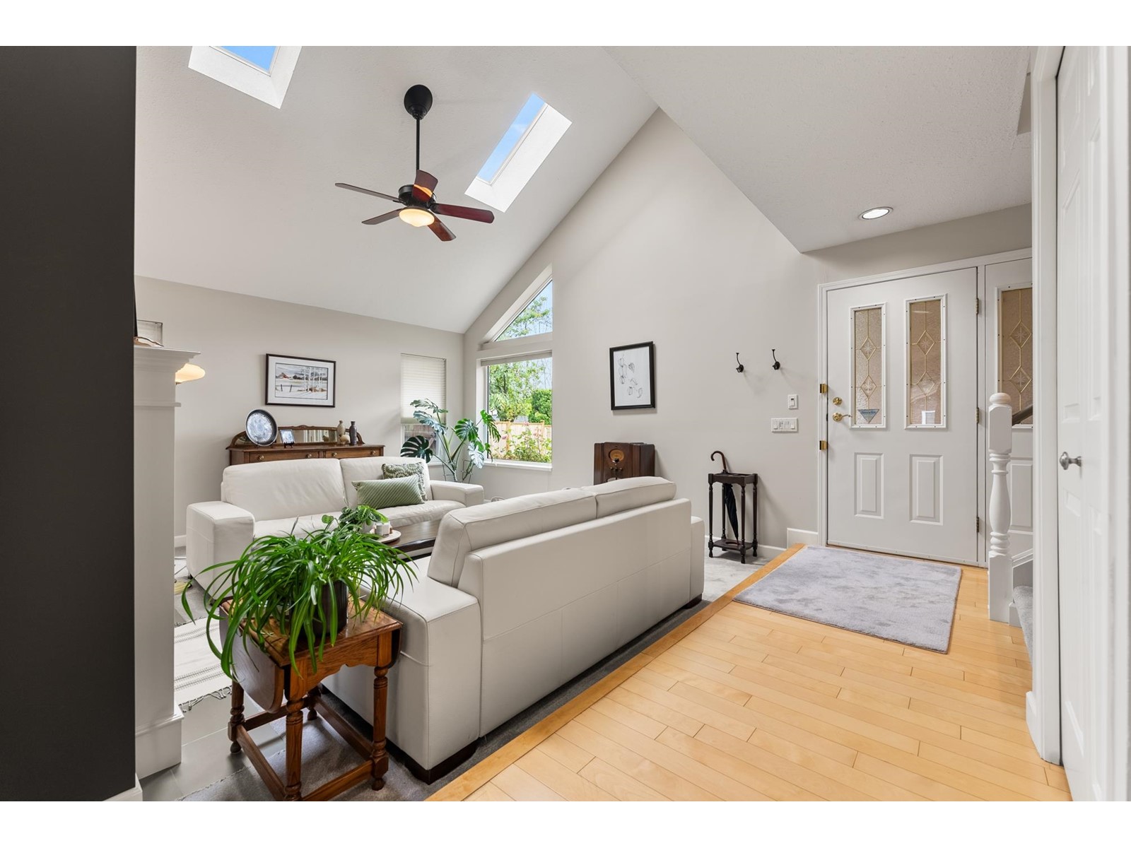 6088 184a Street, Surrey, British Columbia  V3S 7P7 - Photo 6 - R3011389