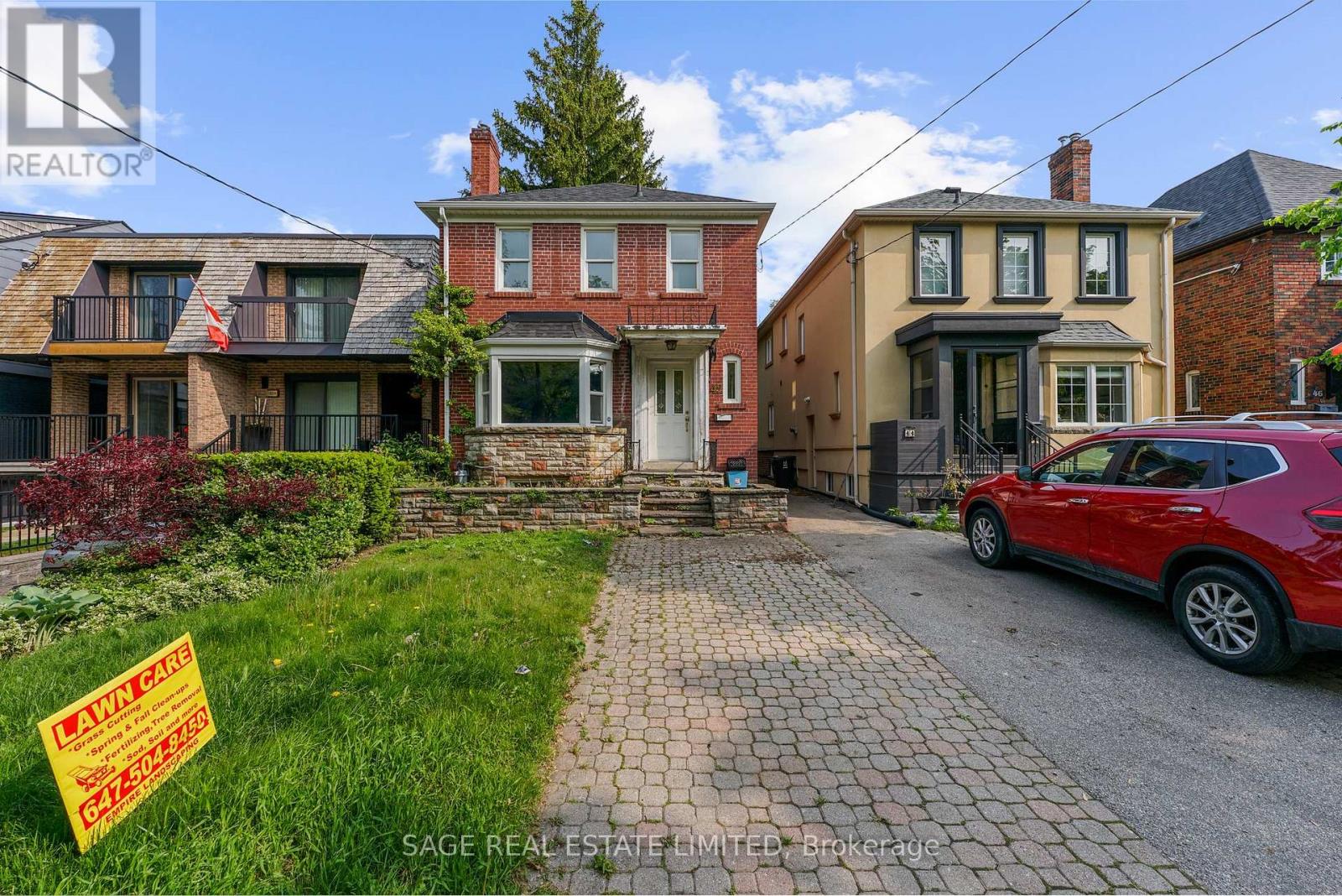 42 Sherwood Avenue, Toronto, Ontario  M4P 2A7 - Photo 1 - C12197350