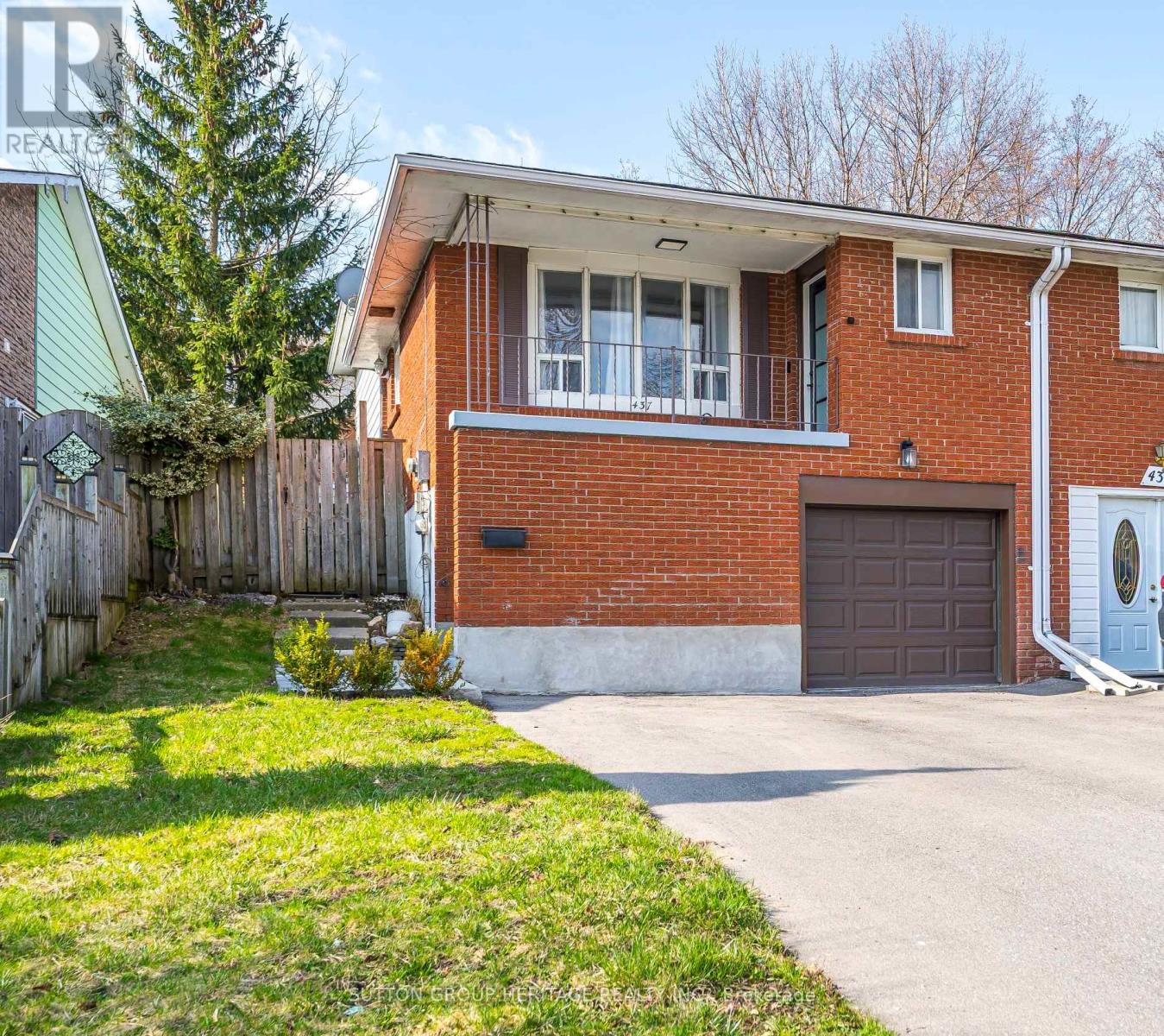 437 SEDAN CRESCENT, Oshawa, Ontario