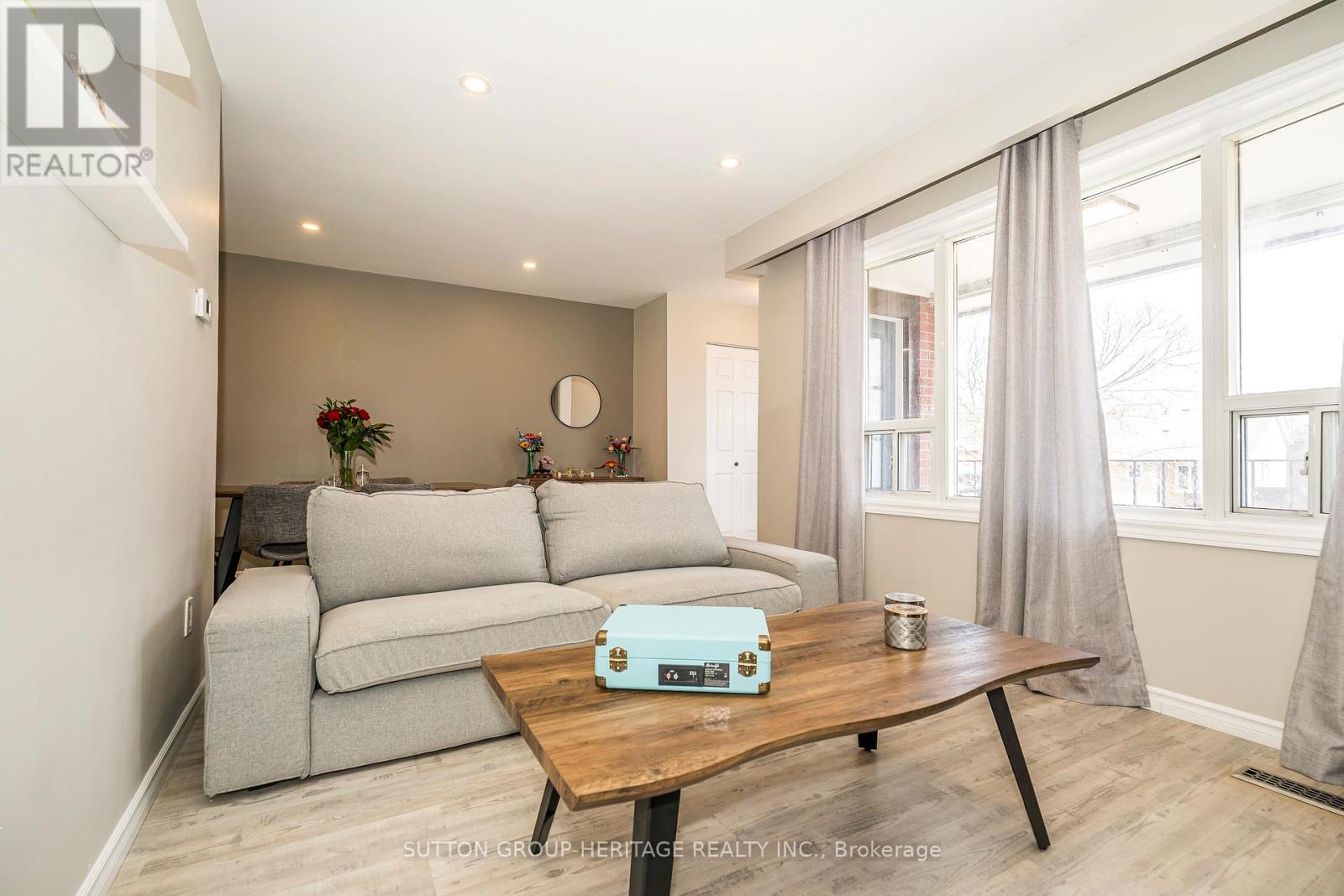 437 Sedan Crescent, Oshawa, Ontario  L1H 3G4 - Photo 6 - E12197332