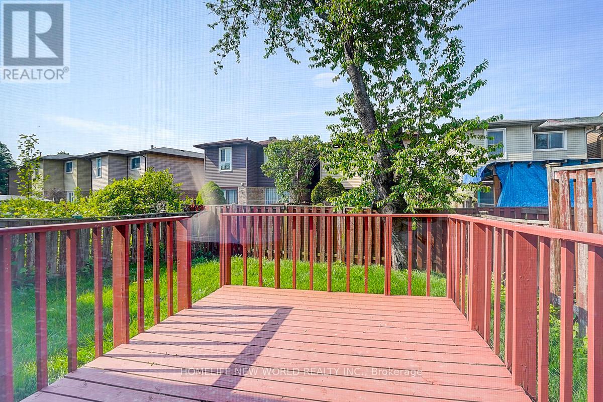 24 Barrington Crescent, Markham, Ontario  L3R 3H3 - Photo 18 - N12197340