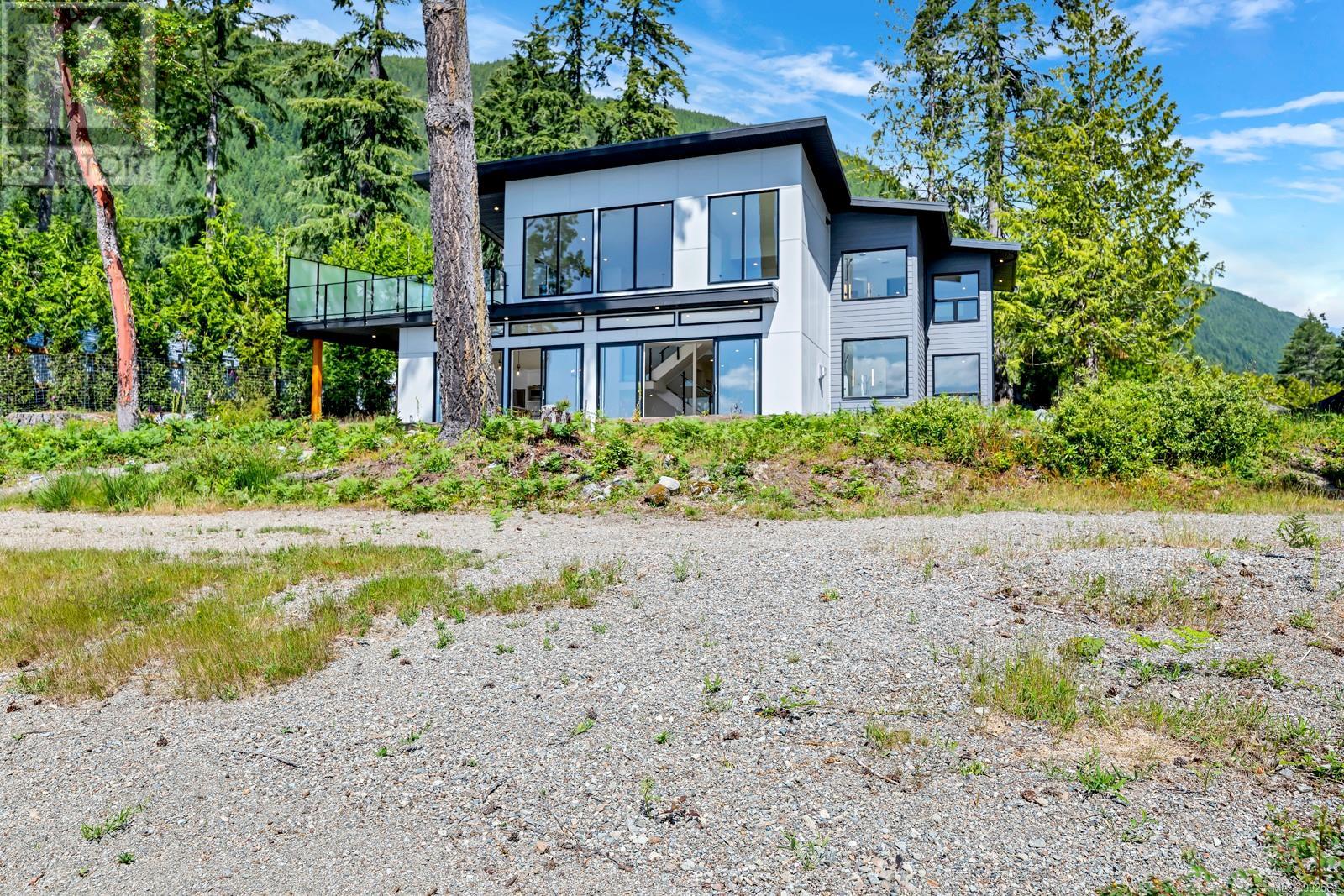 8394 Sa-Seen-Os Rd, Youbou, British Columbia  V0R 3E1 - Photo 71 - 992581