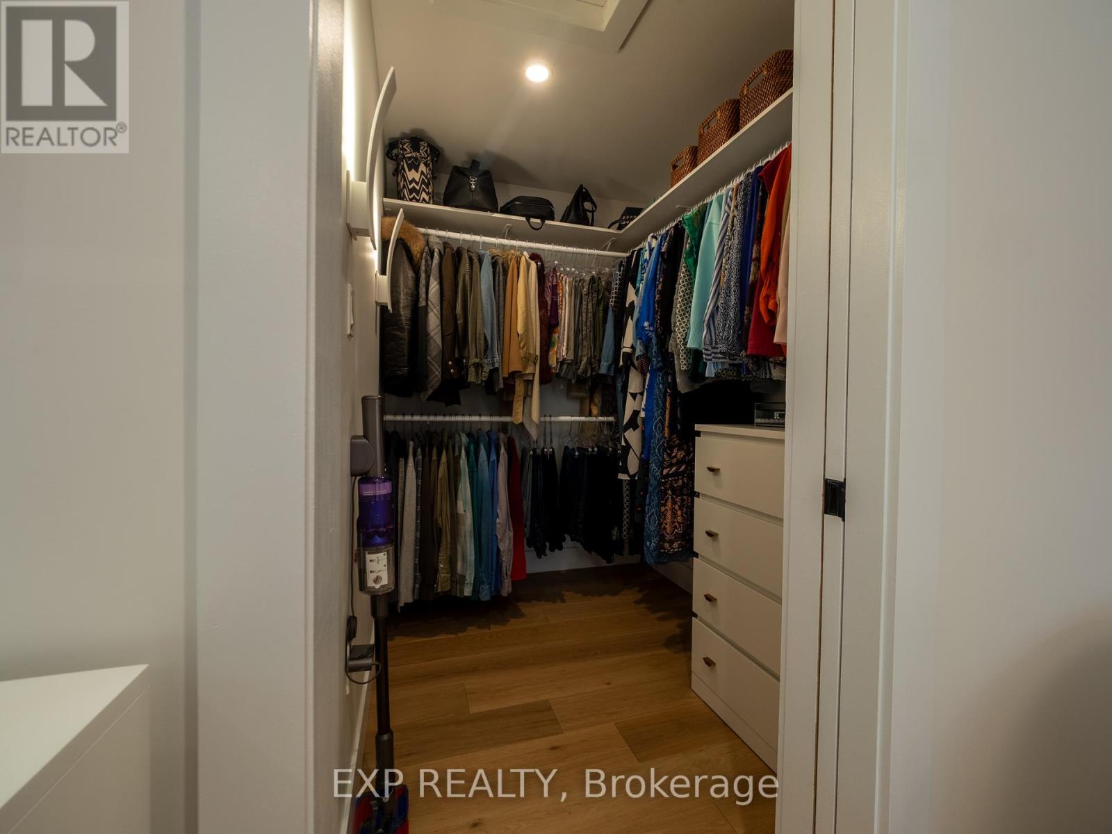 2433 Trevor Drive, Oakville, Ontario  L6L 5C4 - Photo 17 - W12197321