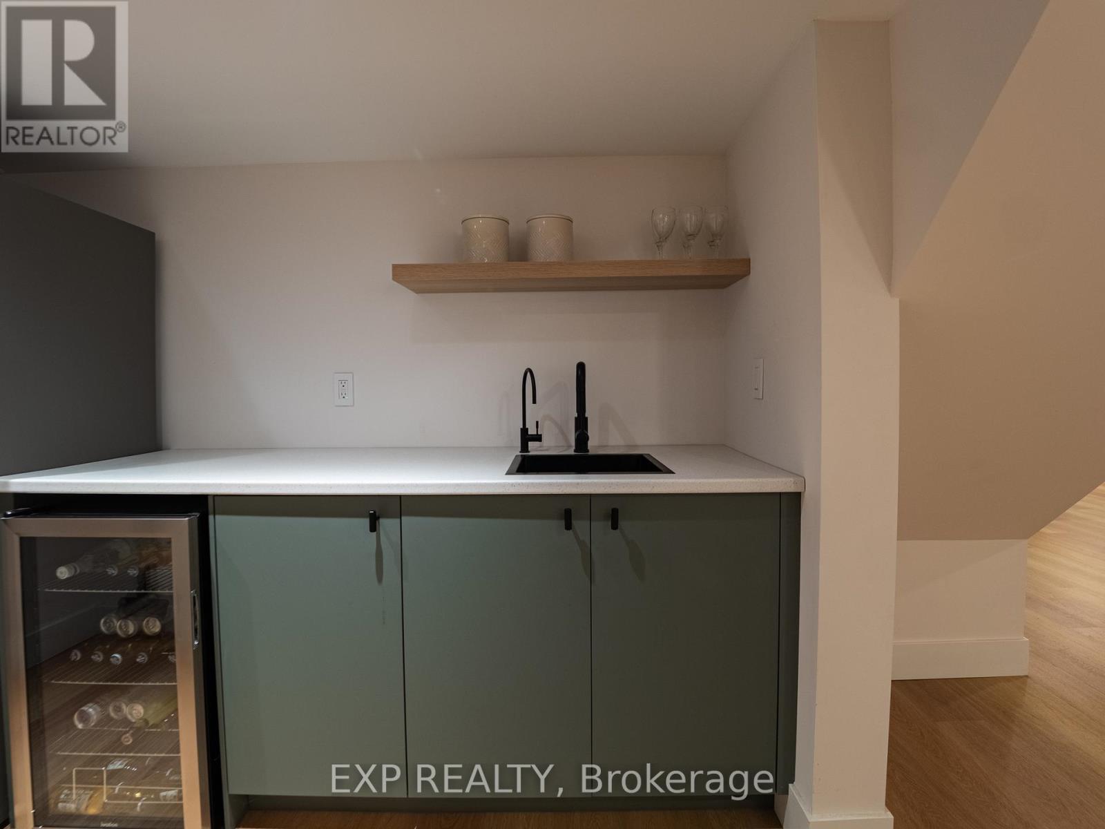 2433 Trevor Drive, Oakville, Ontario  L6L 5C4 - Photo 37 - W12197321