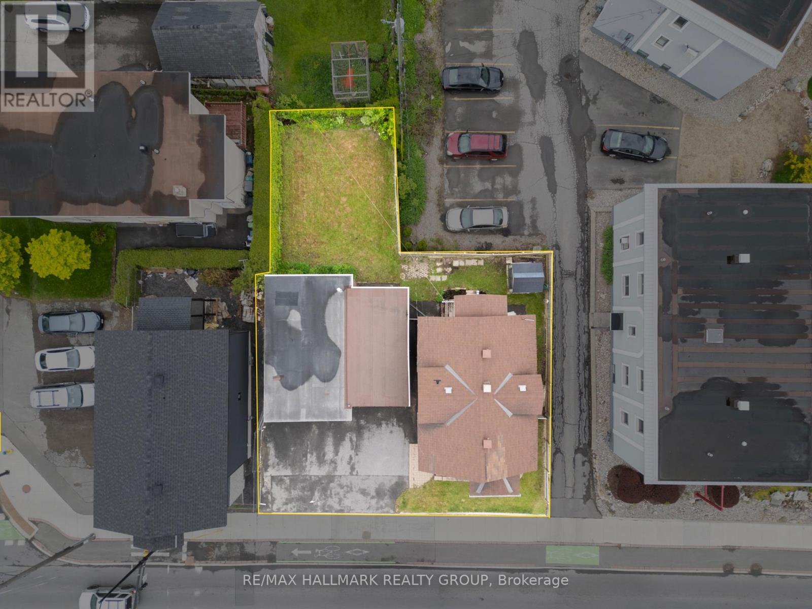 412 Montreal Road, Ottawa, Ontario  K1K 0V4 - Photo 24 - X12197370
