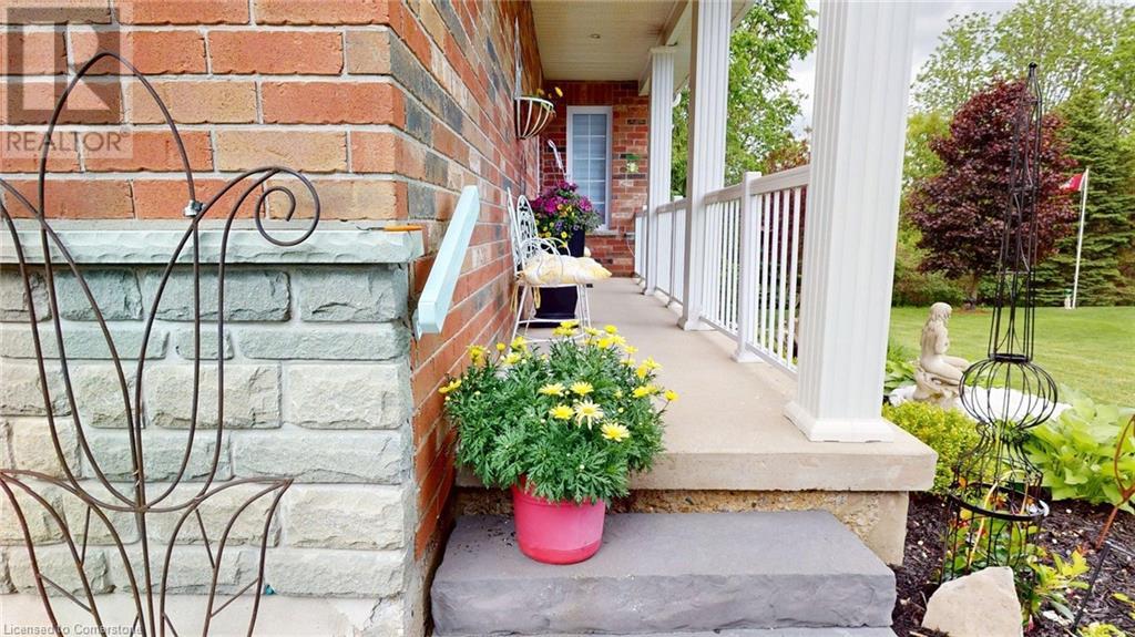 87 Schroder Crescent, Guelph, Ontario  N1E 7B4 - Photo 4 - 40737781